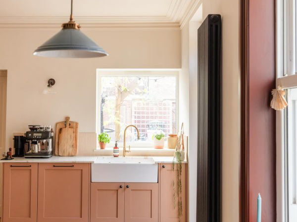 Nick Williams fitting a kitchen in Gosport